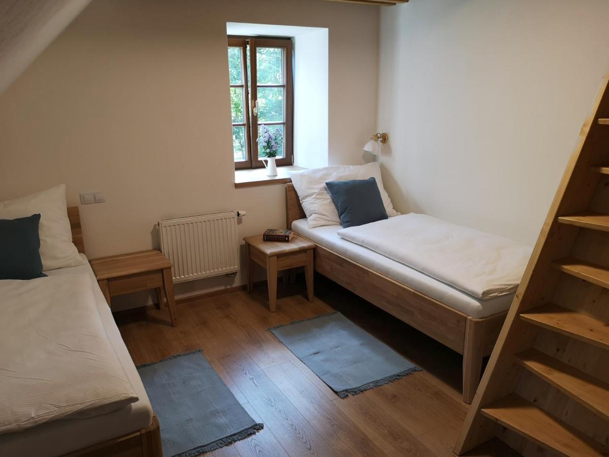 Villa Na Jeleni Stezce Chřibská Esterno foto