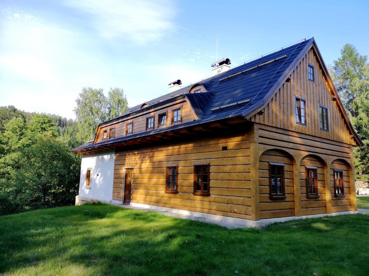 Villa Na Jeleni Stezce Chřibská Esterno foto