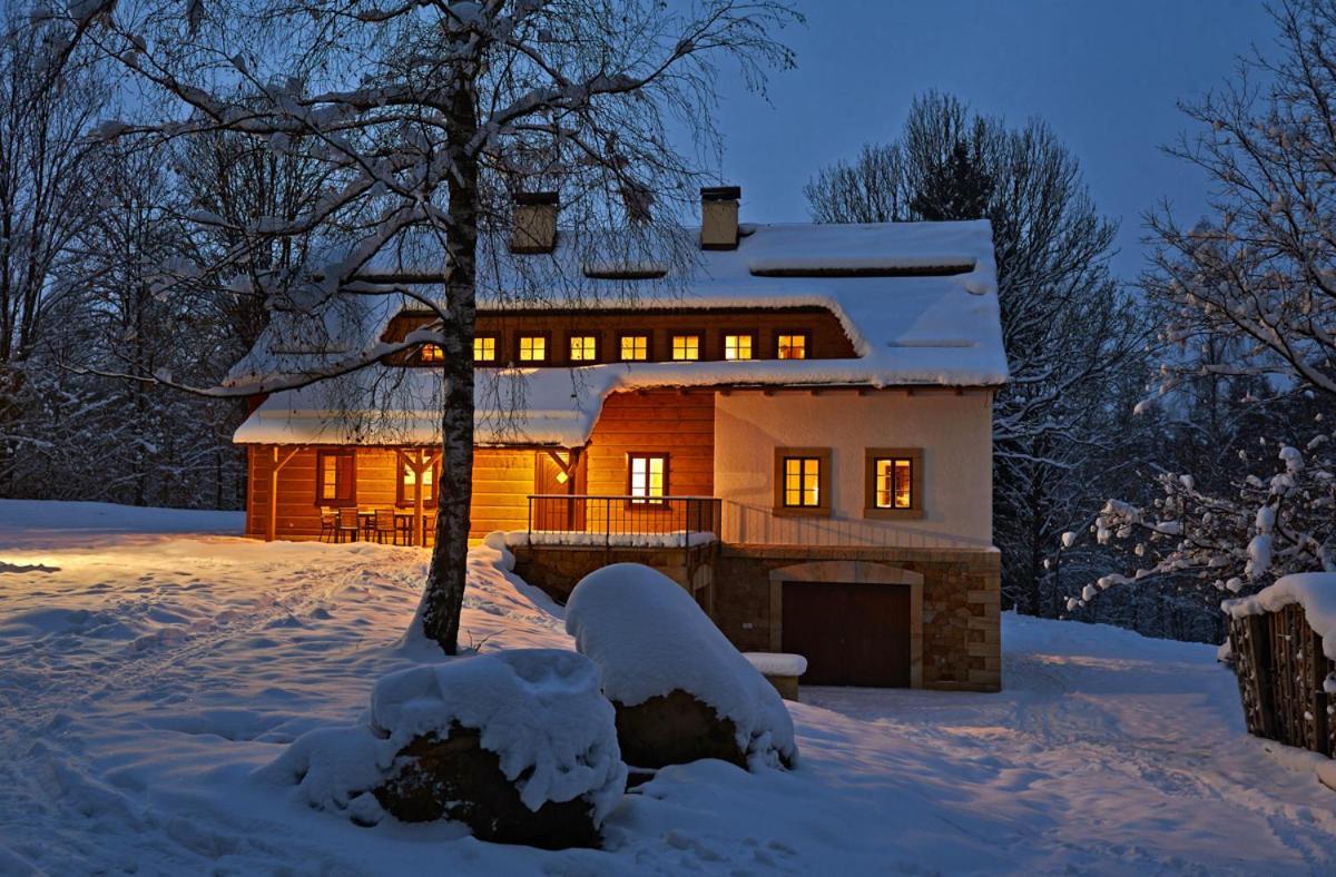 Villa Na Jeleni Stezce Chřibská Esterno foto