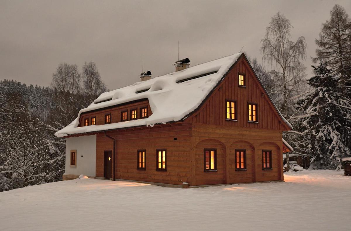 Villa Na Jeleni Stezce Chřibská Esterno foto