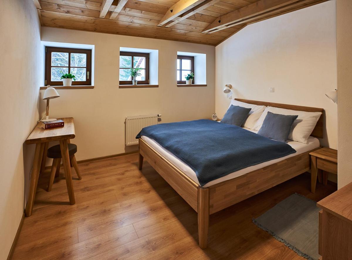Villa Na Jeleni Stezce Chřibská Esterno foto