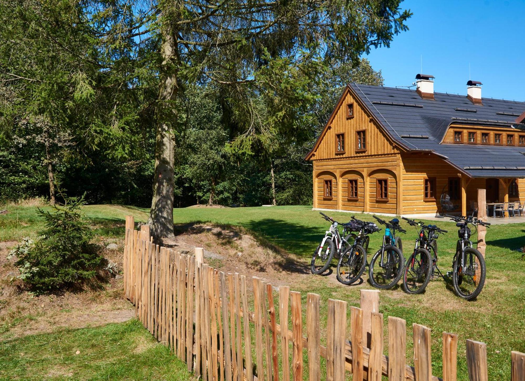 Villa Na Jeleni Stezce Chřibská Esterno foto