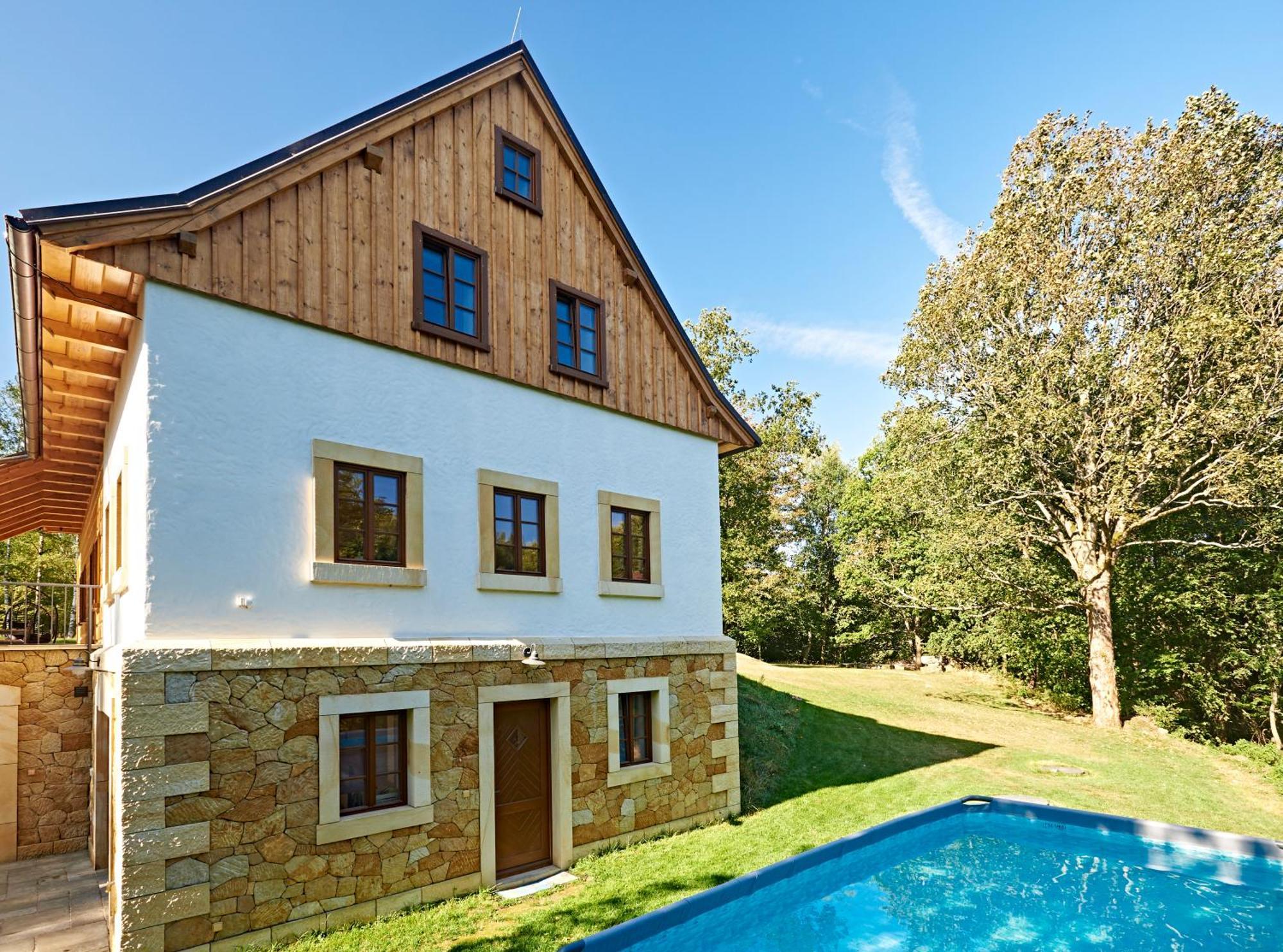 Villa Na Jeleni Stezce Chřibská Esterno foto