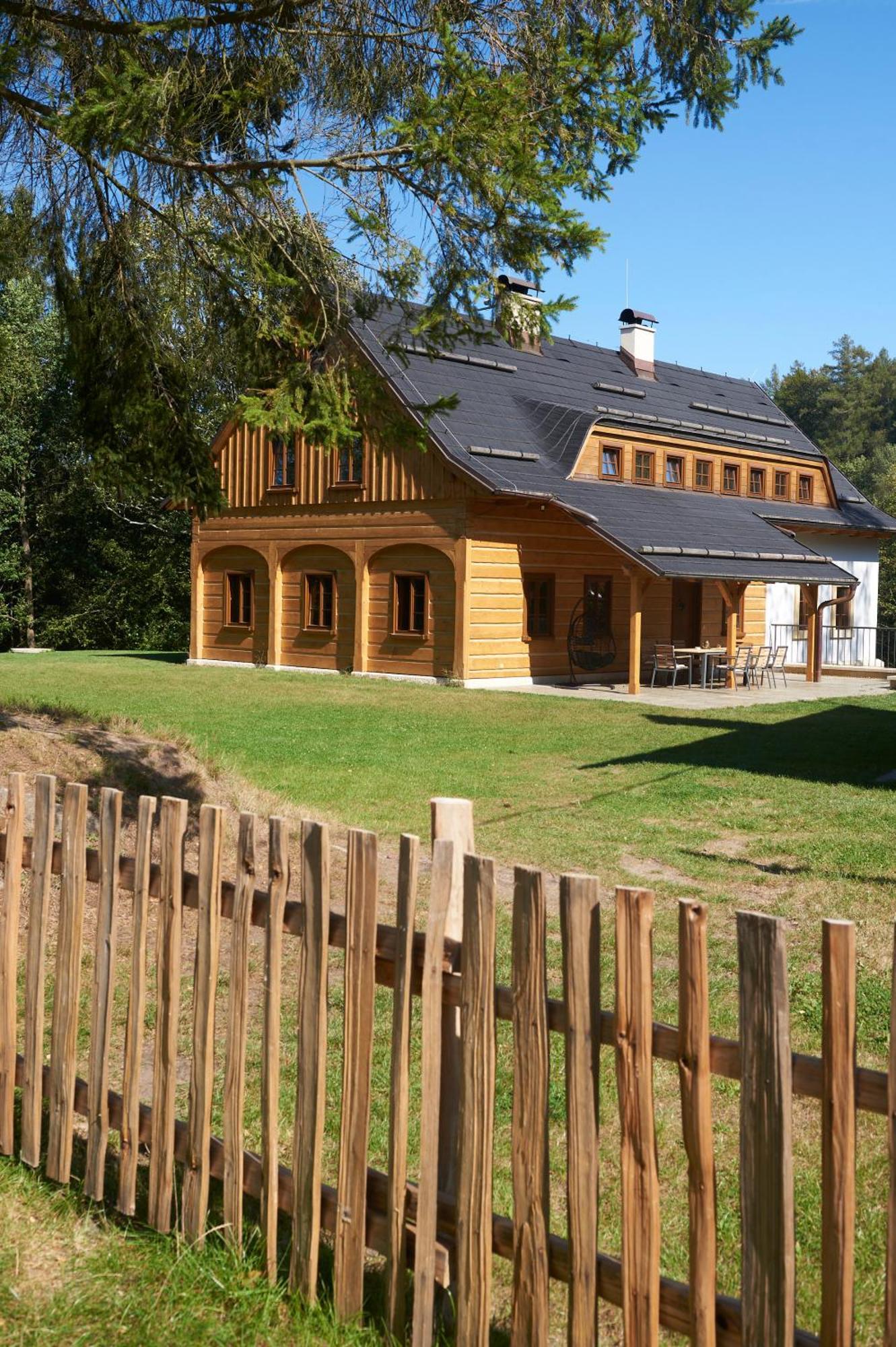 Villa Na Jeleni Stezce Chřibská Esterno foto