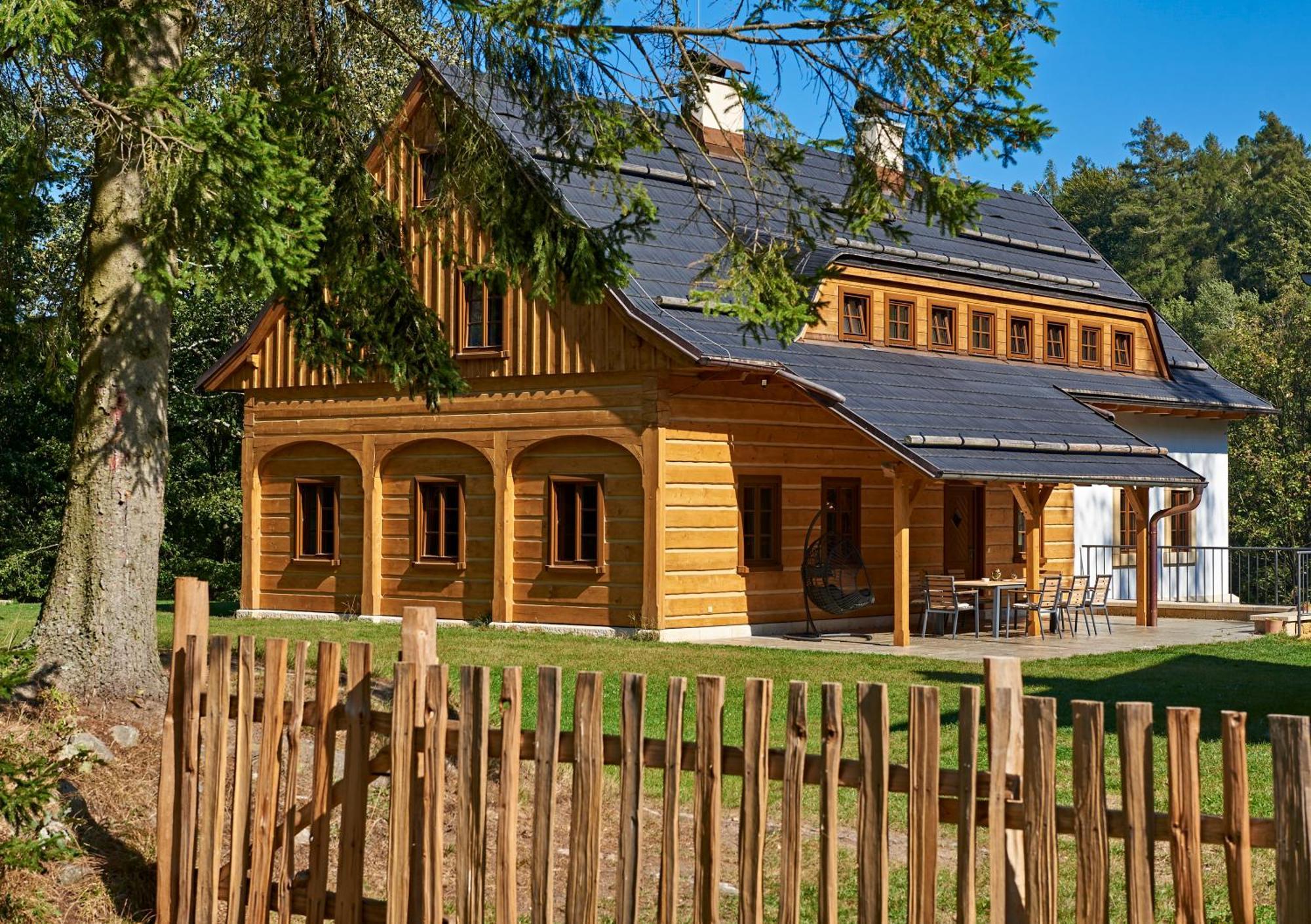Villa Na Jeleni Stezce Chřibská Esterno foto
